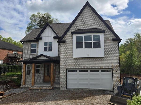 8004 Burgess Falls Lane, Knoxville, TN 37931