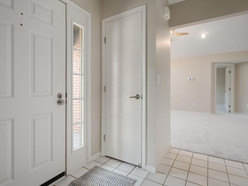 6770 Heatherstone Loop, Dublin, OH 43017 Photo 9