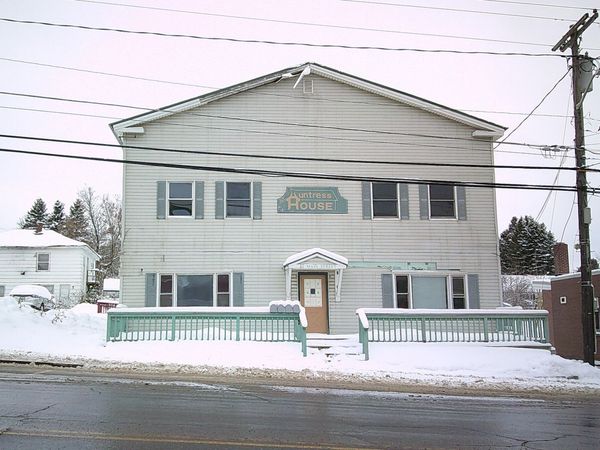 31 Main Street , Limestone, ME 04750