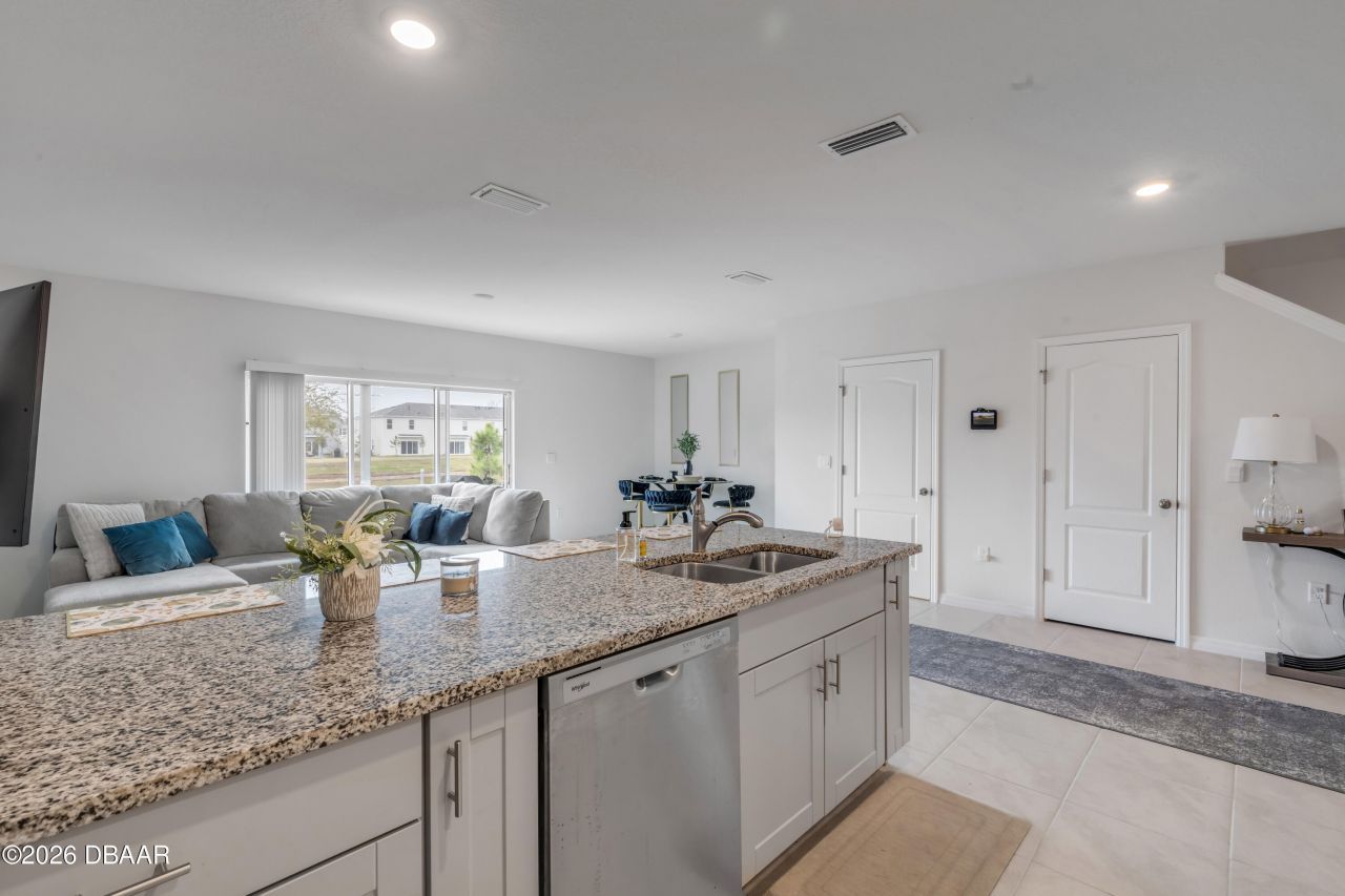 2724 Silver Canoe Drive, Edgewater, FL 32141 Photo