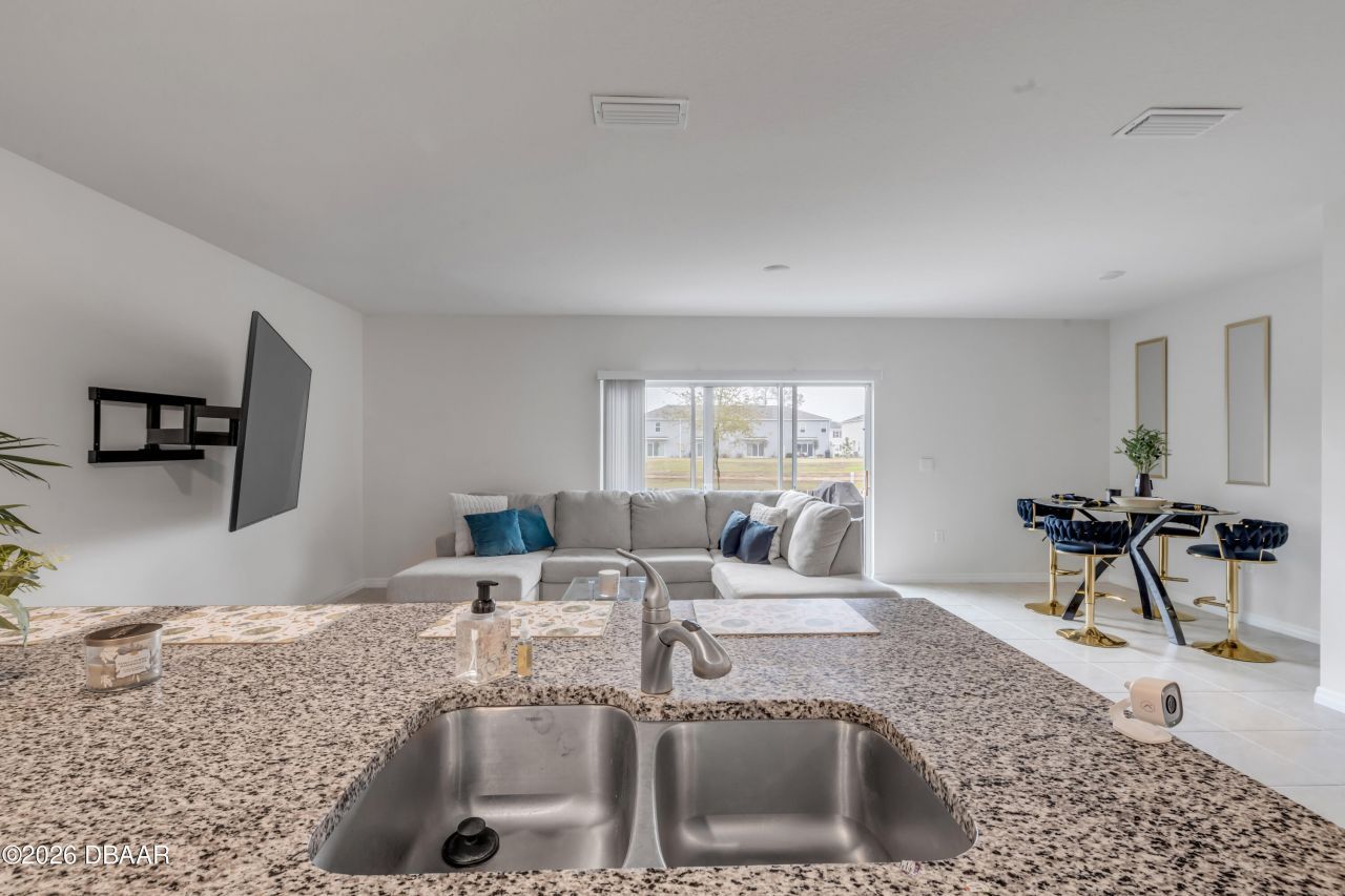 2724 Silver Canoe Drive, Edgewater, FL 32141 Photo