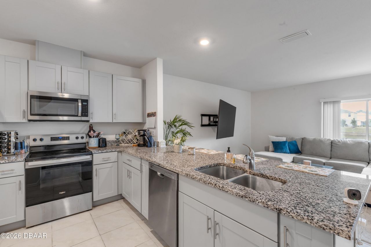 2724 Silver Canoe Drive, Edgewater, FL 32141 Photo