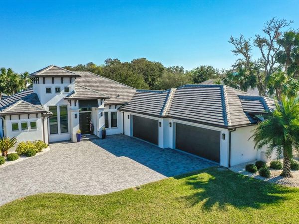 100 SEASIDE POINT, FLAGLER BEACH, FL 32136