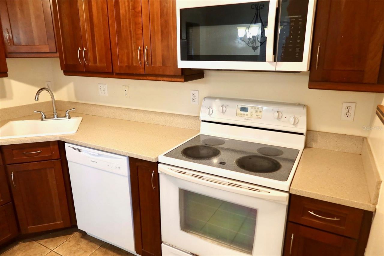 2704 NW 1st Avenue, Gainesville, FL 32607 Photo