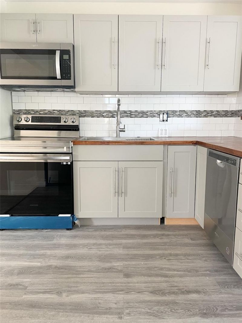 4537 10th Avenue S, Saint Petersburg, FL 33711 Photo