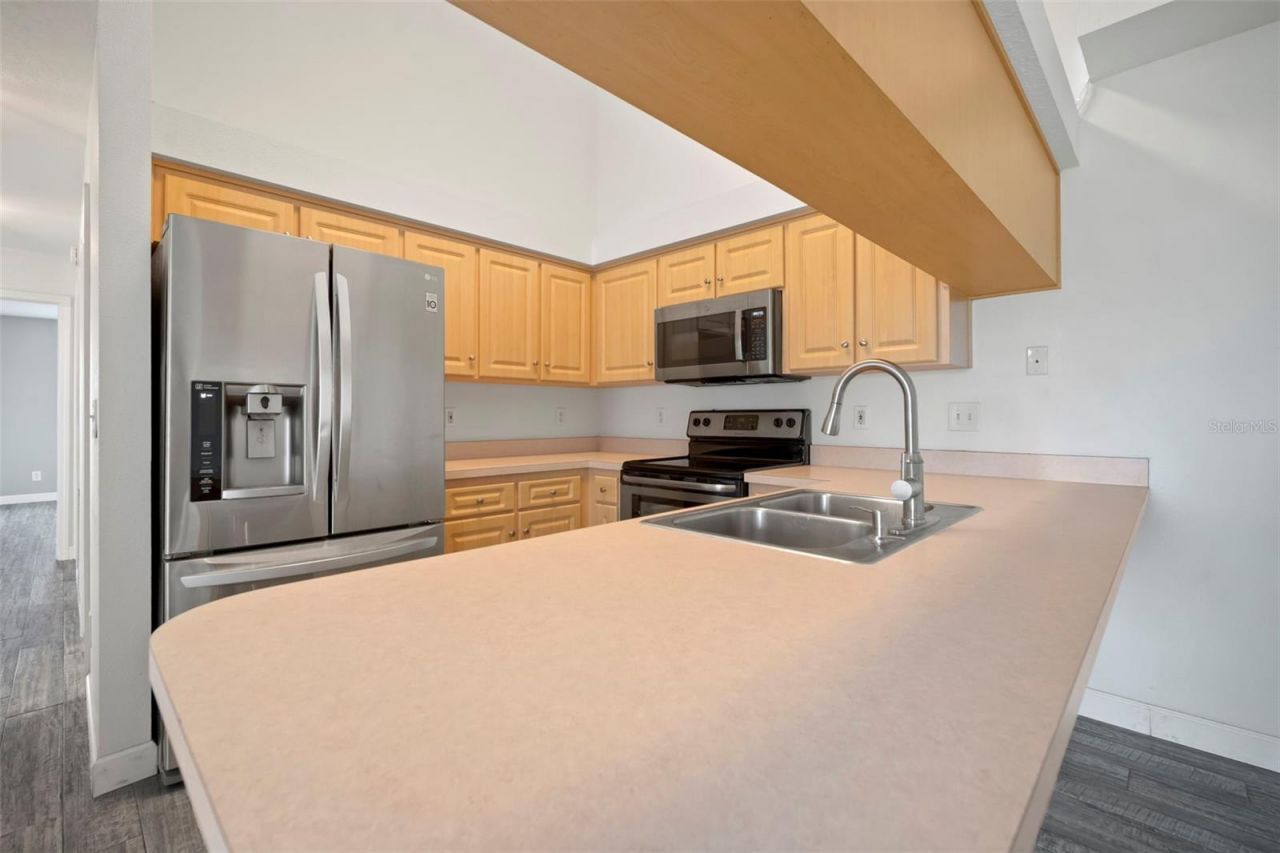 1013 Apollo Beach Boulevard, Unit 203, Apollo Beach, FL 33572 Photo