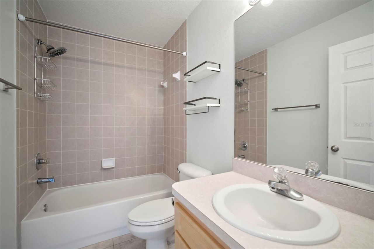 1013 Apollo Beach Boulevard, Unit 203, Apollo Beach, FL 33572 Photo