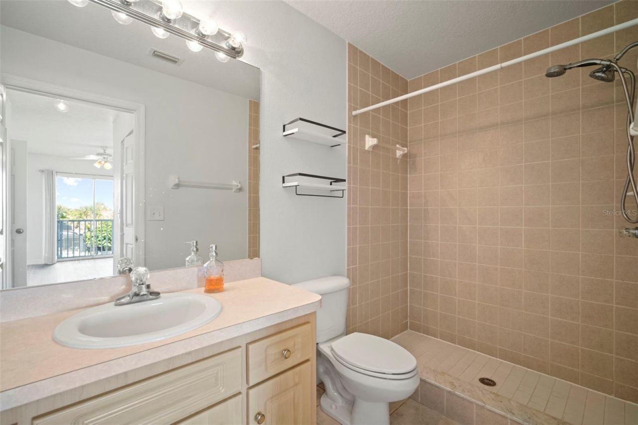1013 Apollo Beach Boulevard, Unit 203, Apollo Beach, FL 33572 Photo