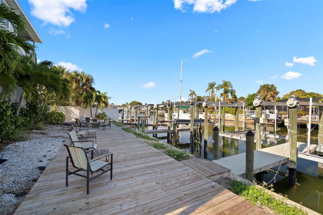 1013 Apollo Beach Boulevard, Unit 203, Apollo Beach, FL 33572 Photo