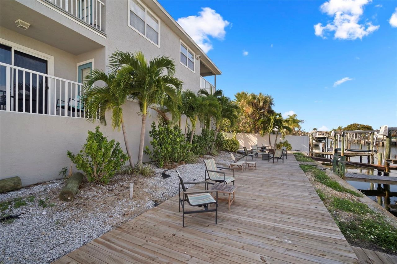 1013 Apollo Beach Boulevard, Unit 203, Apollo Beach, FL 33572 Photo