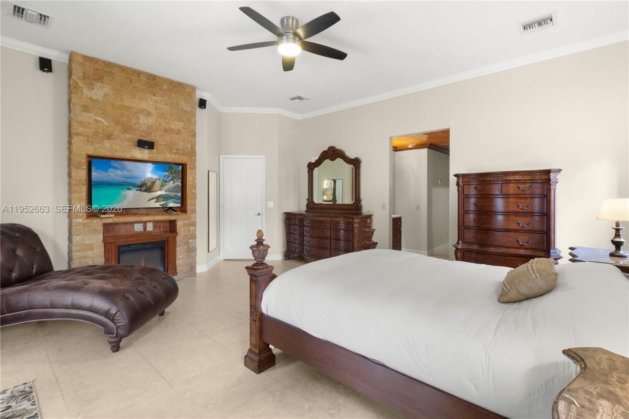 9290 NW 14th Ct, Coral Springs, FL 33071 Photo