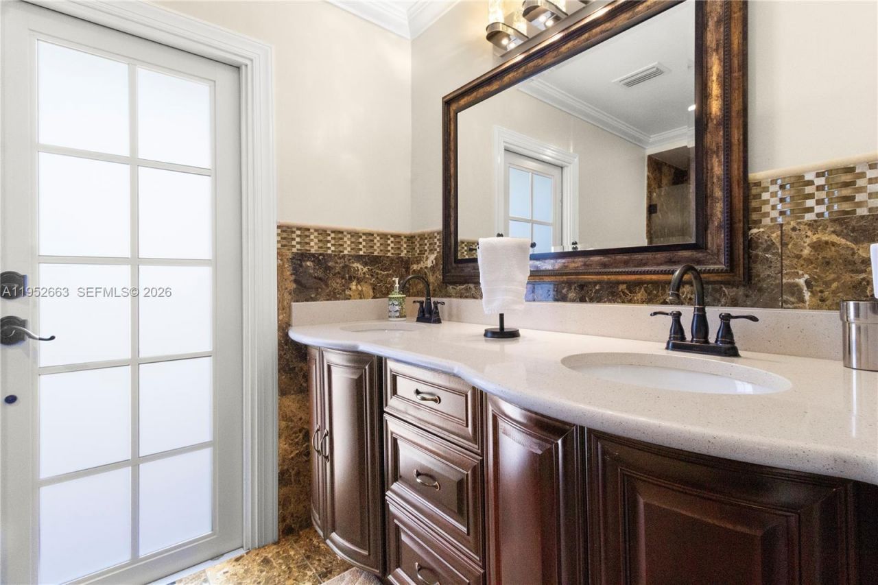 9290 NW 14th Ct, Coral Springs, FL 33071 Photo