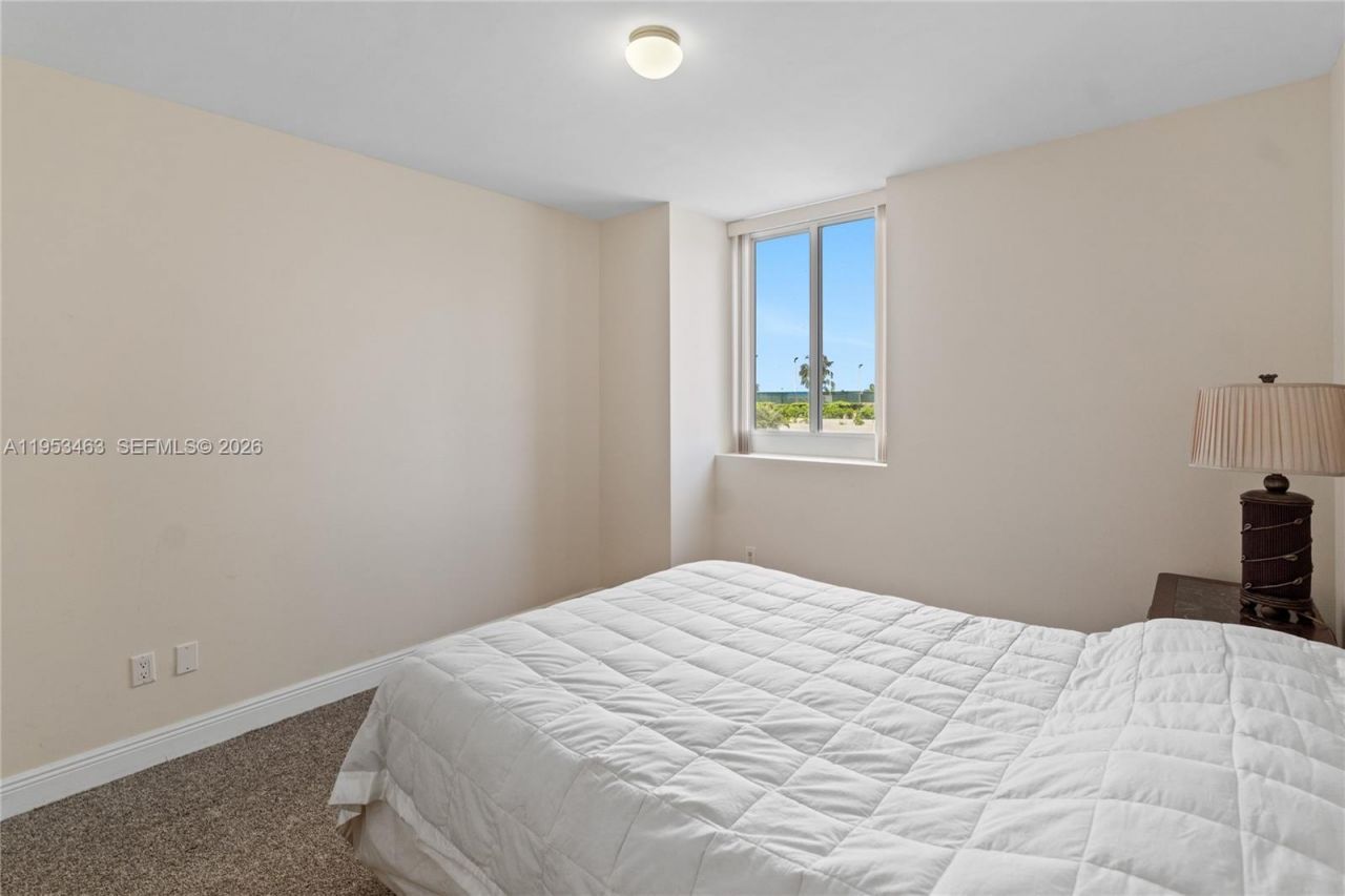 4775 Collins Ave, Unit 507, Miami Beach, FL 33140 Photo