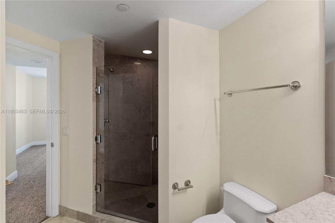 4775 Collins Ave , Unit 507, Miami Beach, FL 33140 Photo