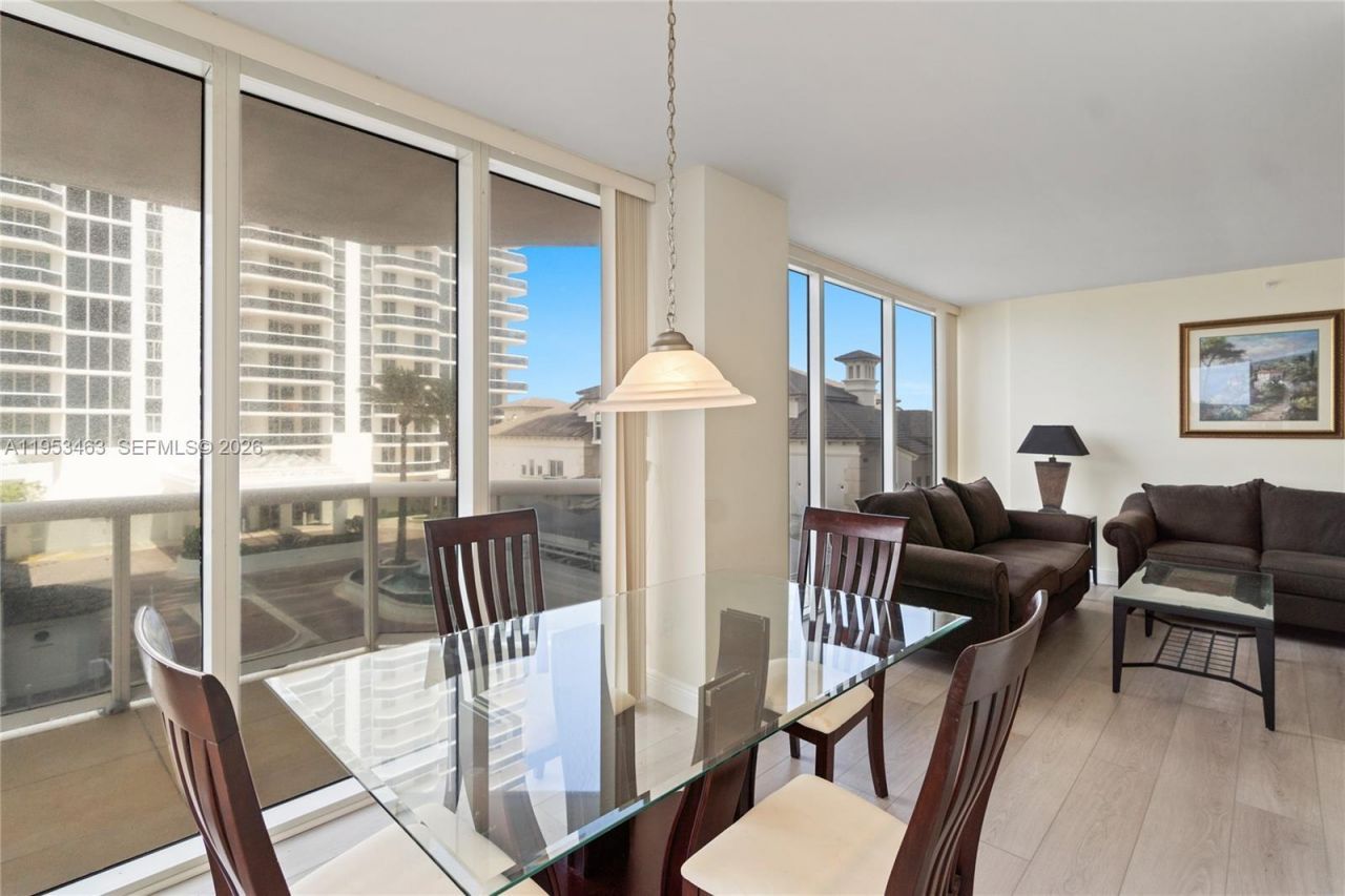 4775 Collins Ave, Unit 507, Miami Beach, FL 33140 Photo