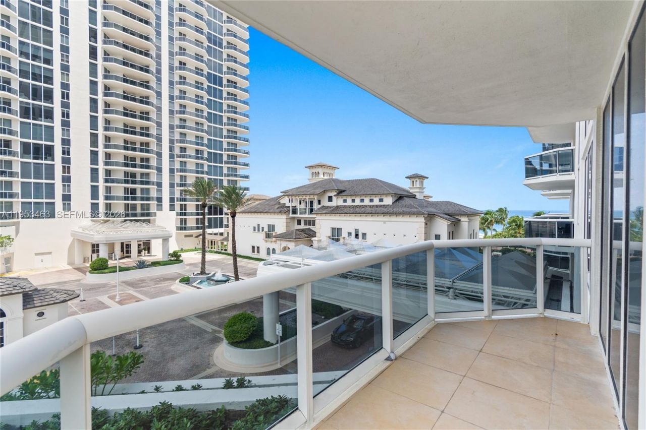 4775 Collins Ave, Unit 507, Miami Beach, FL 33140 Photo