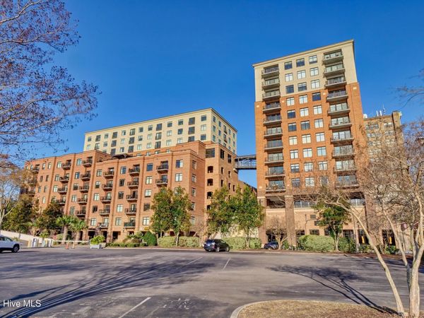 240 N Water Street, Unit Apt 1255, Wilmington, NC 28401