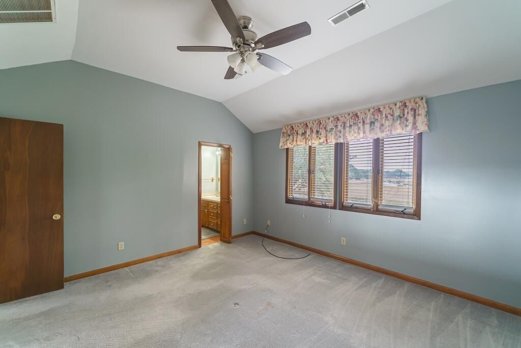 147 Oyster Point Row Photo 14