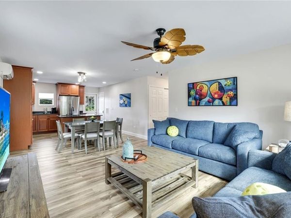 3561 Thomasson DR, NAPLES, FL 34112