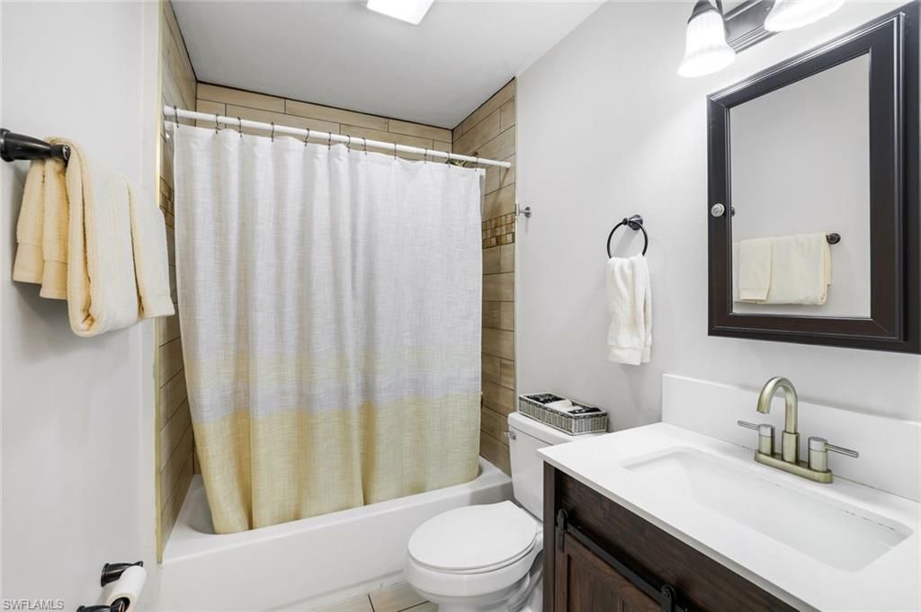 3561 Thomasson Dr, Naples, FL 34112 Photo