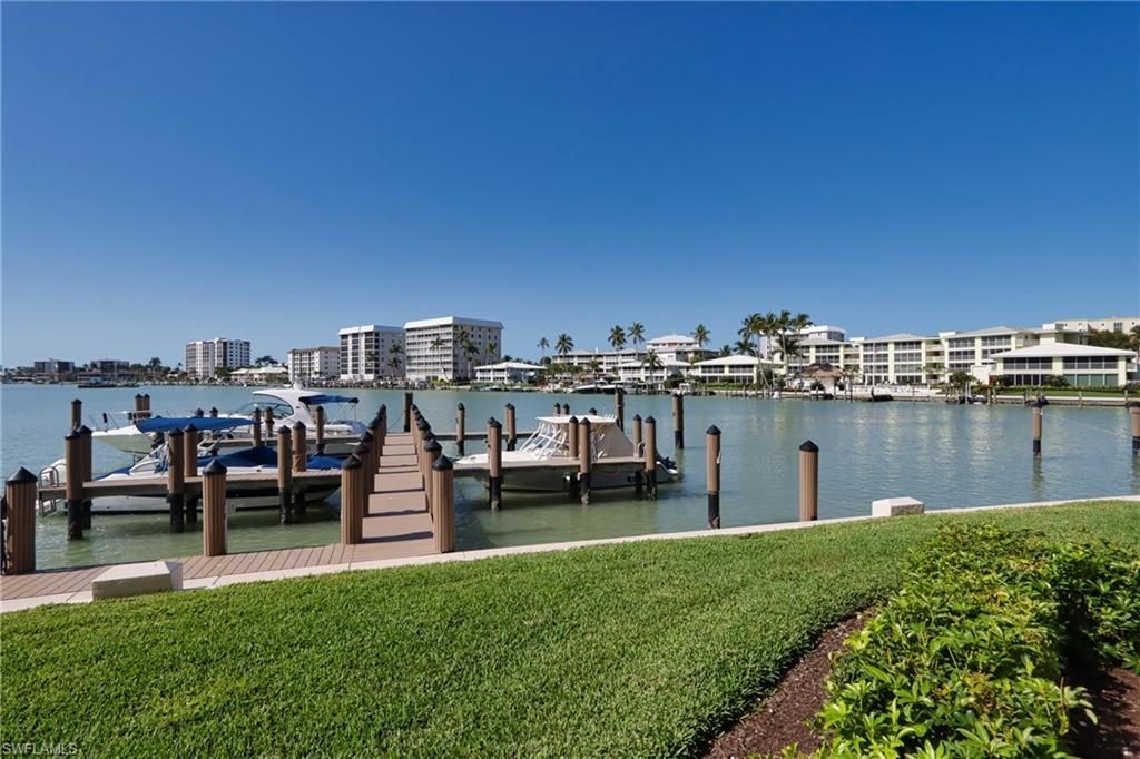 222 Harbour Dr , Unit 103, Naples, FL 34103 Photo
