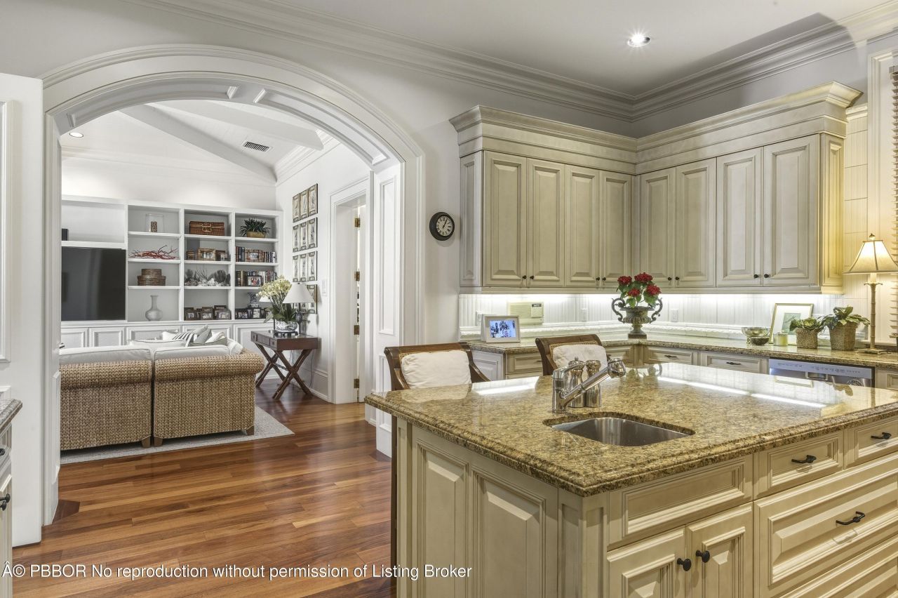 127 Oceanview Road, Palm Beach, FL 33480 Photo