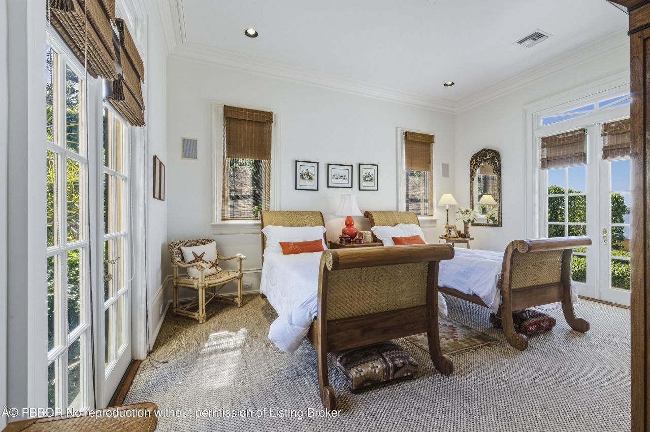 127 Oceanview Road, Palm Beach, FL 33480 Photo