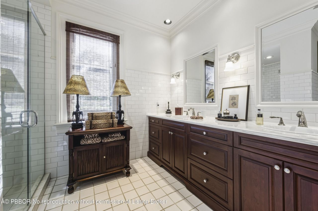 127 Oceanview Road, Palm Beach, FL 33480 Photo