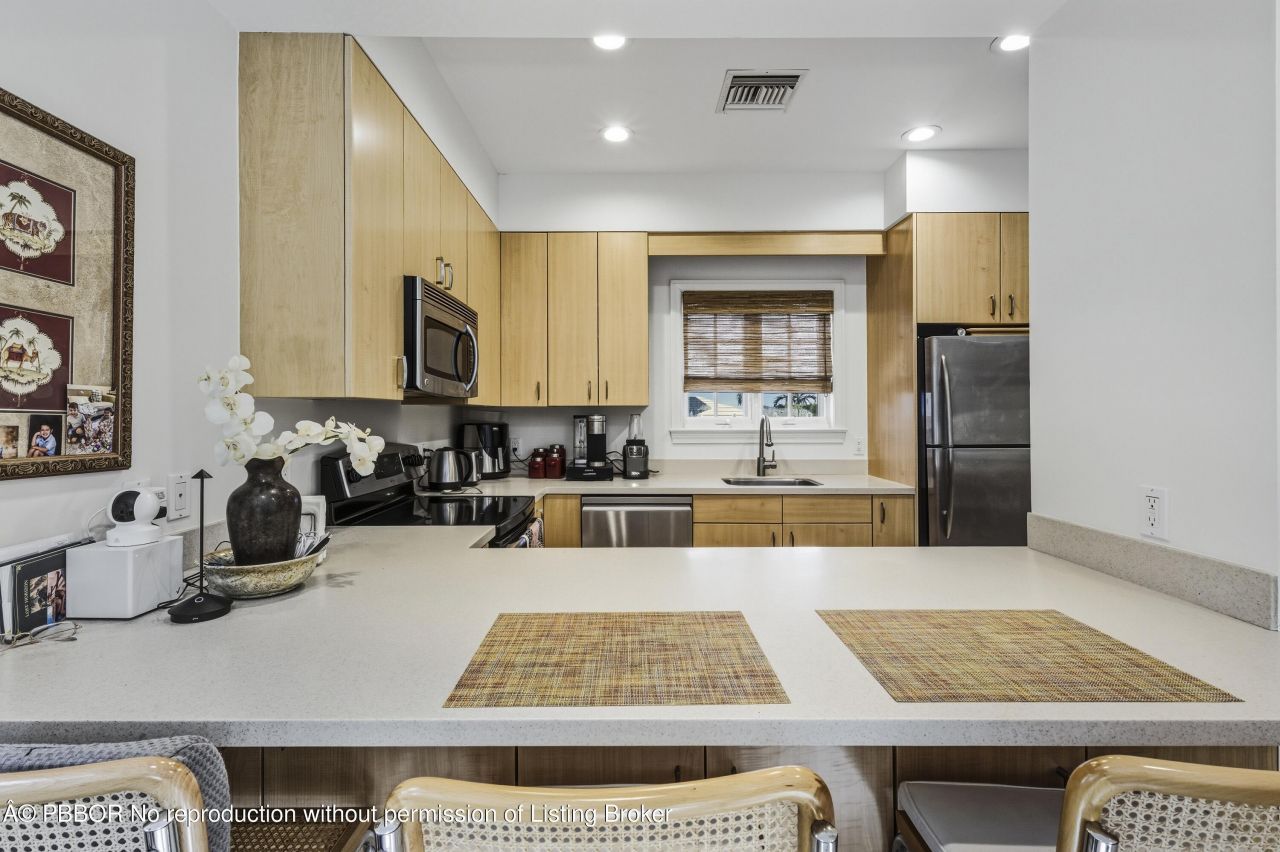 127 Oceanview Road, Palm Beach, FL 33480 Photo