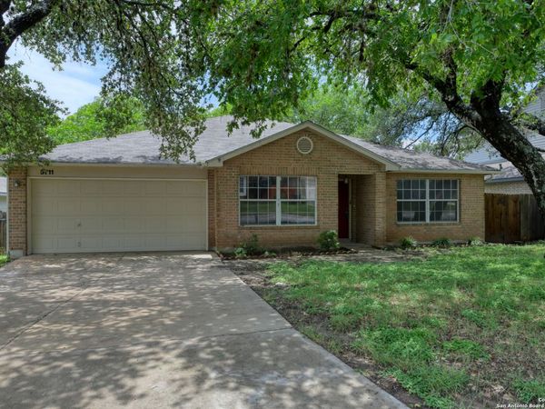 5711 Timberhurst, San Antonio, TX 78250