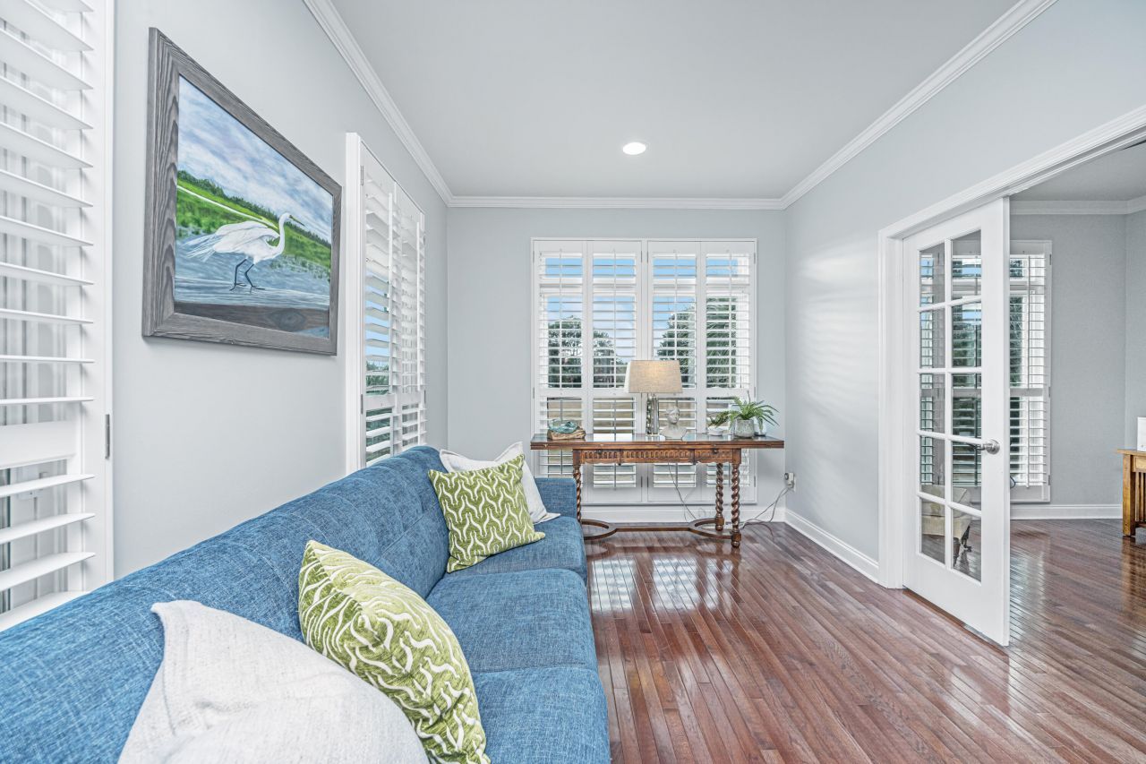 2511 Cheswick Lane Photo 17