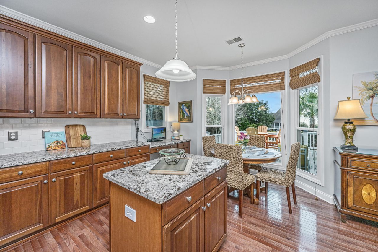 2511 Cheswick Lane Photo 20