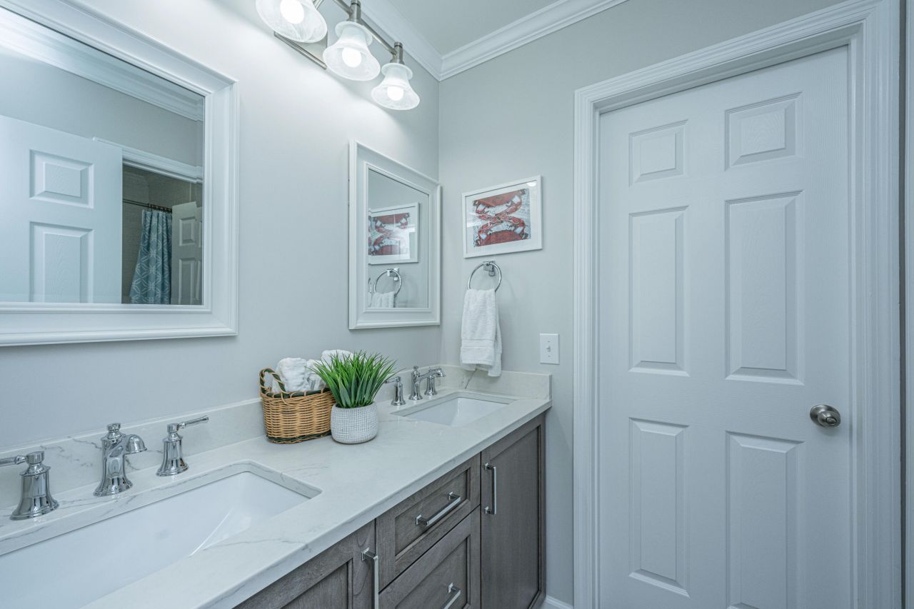 2511 Cheswick Lane Photo 37