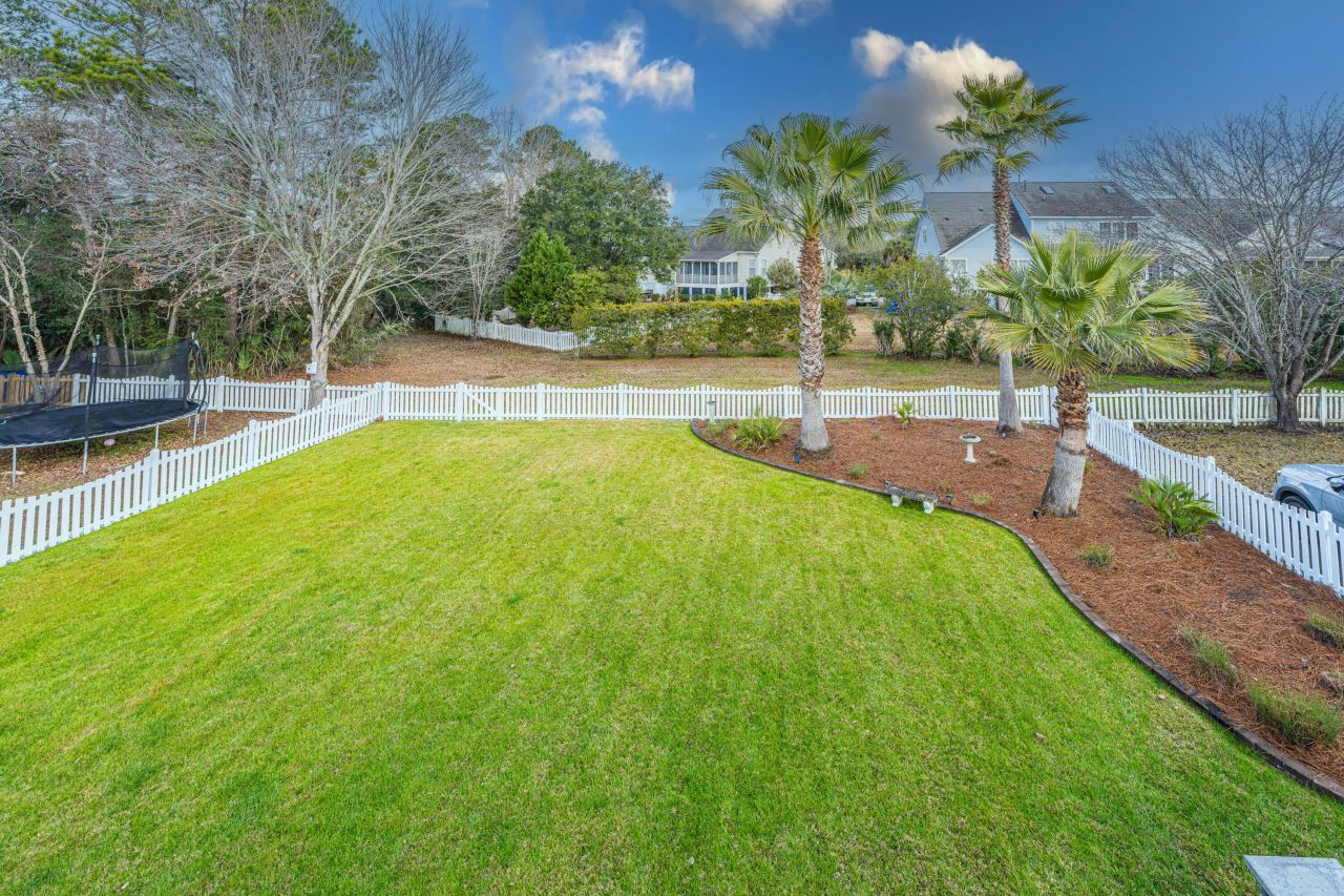 2511 Cheswick Lane Photo 49