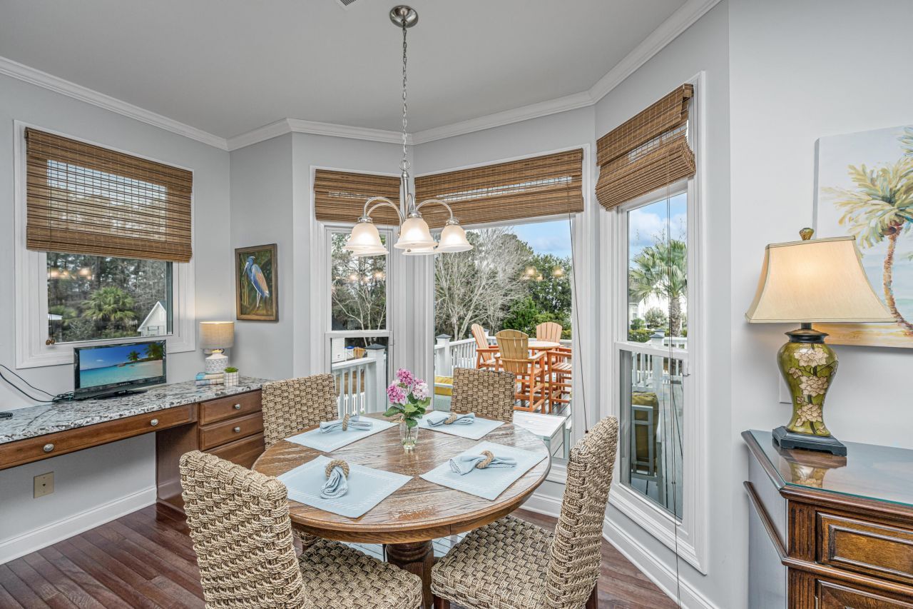 2511 Cheswick Lane Photo 8