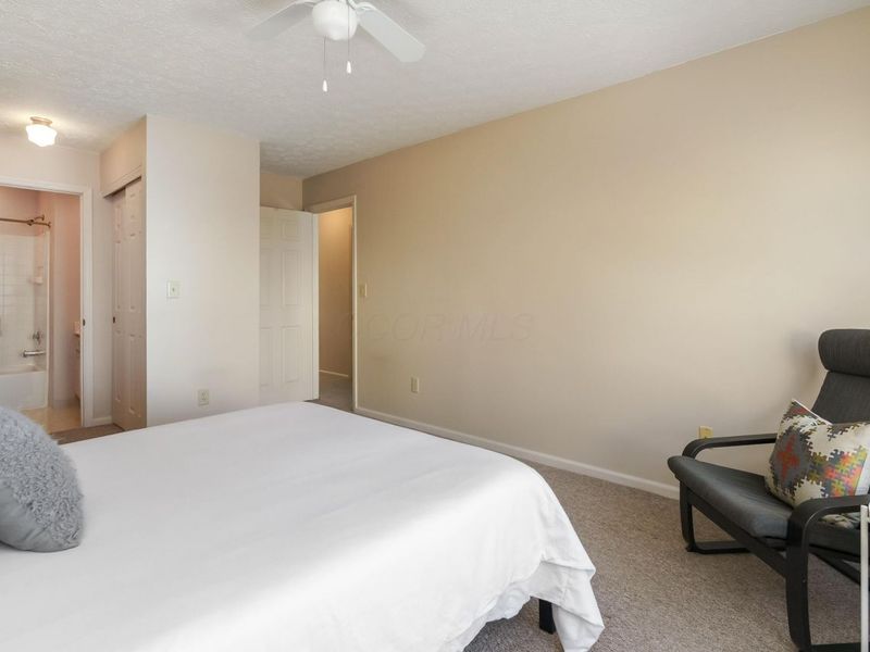 3426 Fishinger Mill Drive, Unit A8, Hilliard, OH 43026 Photo 20