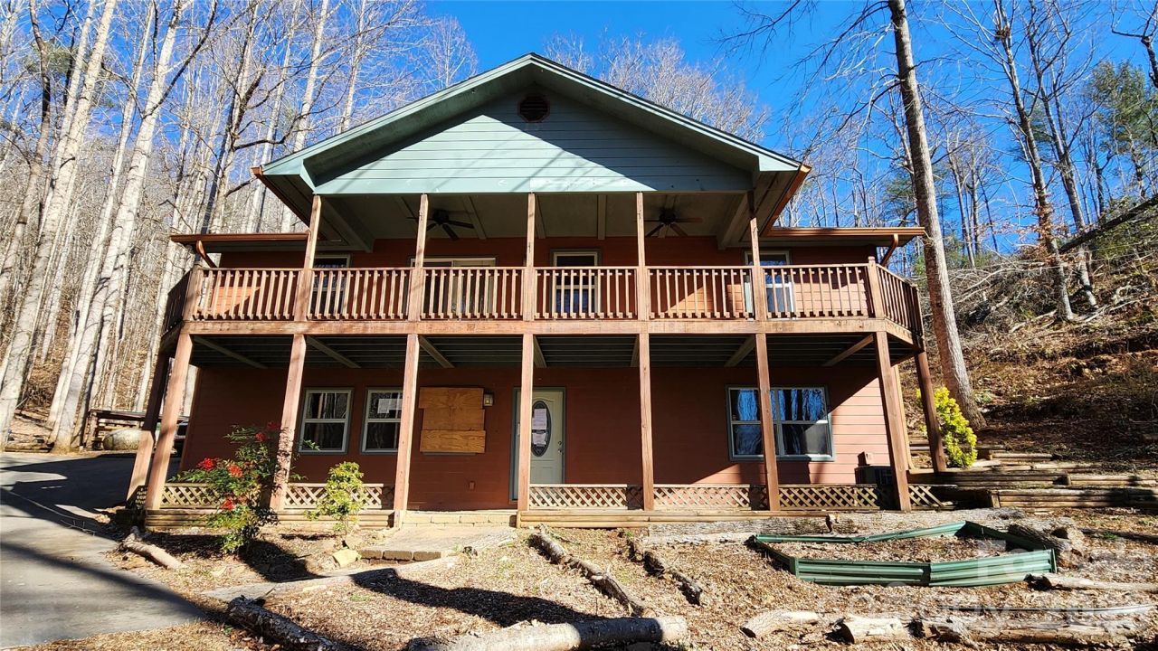 115 Old Camptown Drive, Hayesville, NC 28904 Main Photo