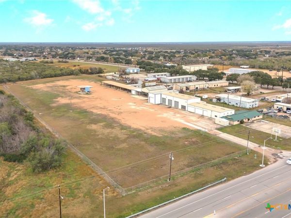 4906 Houston Hwy, Victoria, TX 77901