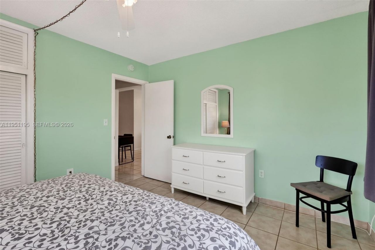 17001 NE 13th Ave, Unit 201, Miami, FL 33162 Photo