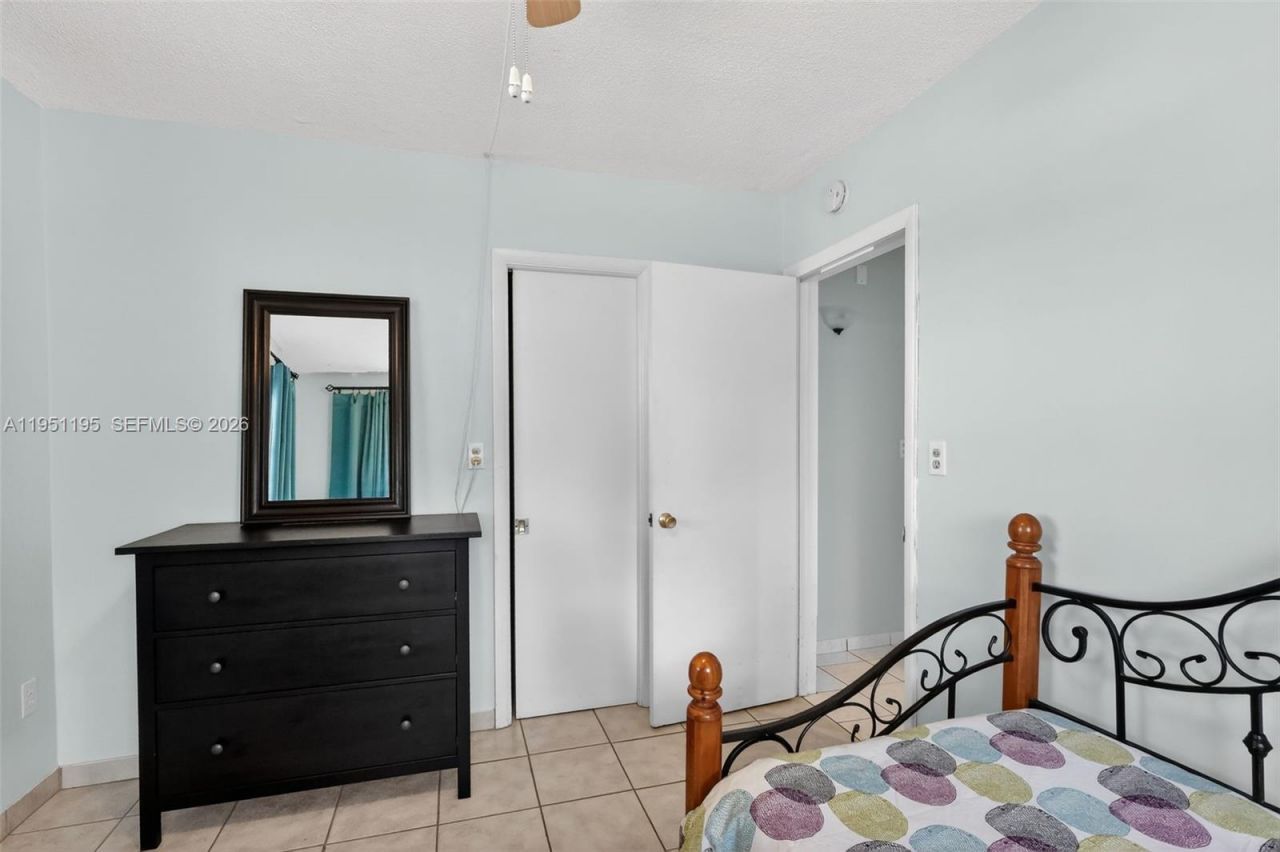 17001 NE 13th Ave, Unit 201, Miami, FL 33162 Photo