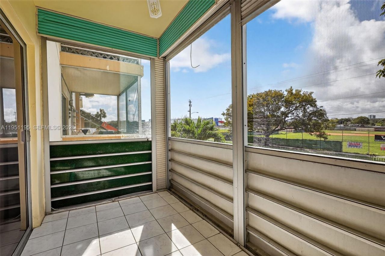 17001 NE 13th Ave, Unit 201, Miami, FL 33162 Photo