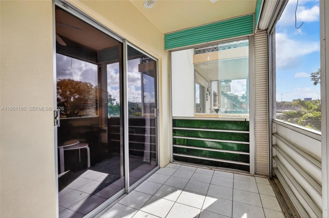 17001 NE 13th Ave, Unit 201, Miami, FL 33162 Photo