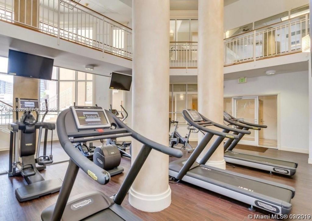 701 Brickell Key Blvd , Unit 2004, Miami, FL 33131 Photo