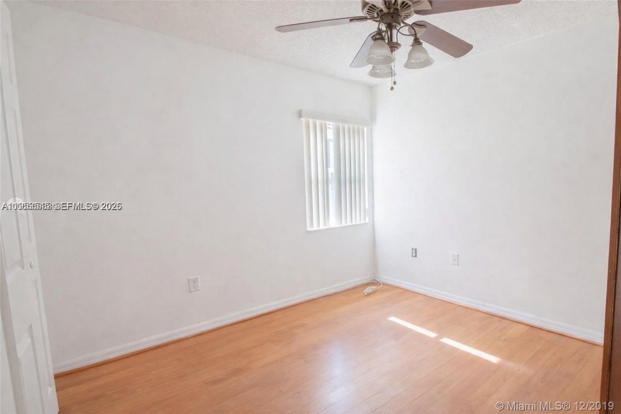 8224 SW 157th Ct, Miami, FL 33193 Photo