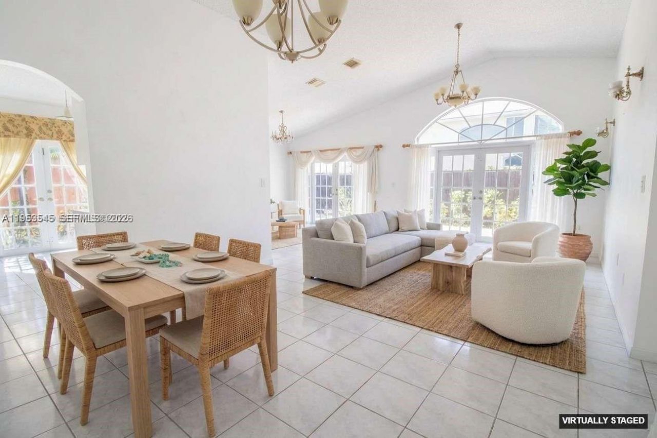 8224 SW 157th Ct, Miami, FL 33193 Photo