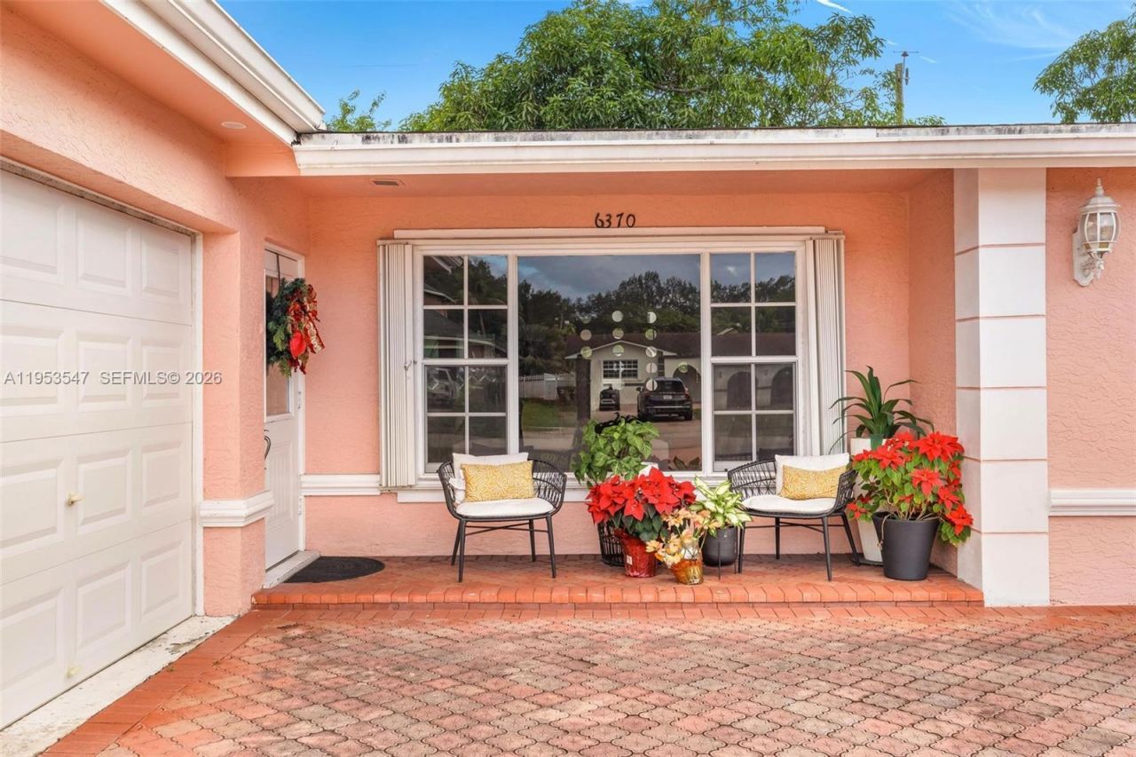 6370 SW 33rd St, Miramar, FL 33023 Photo