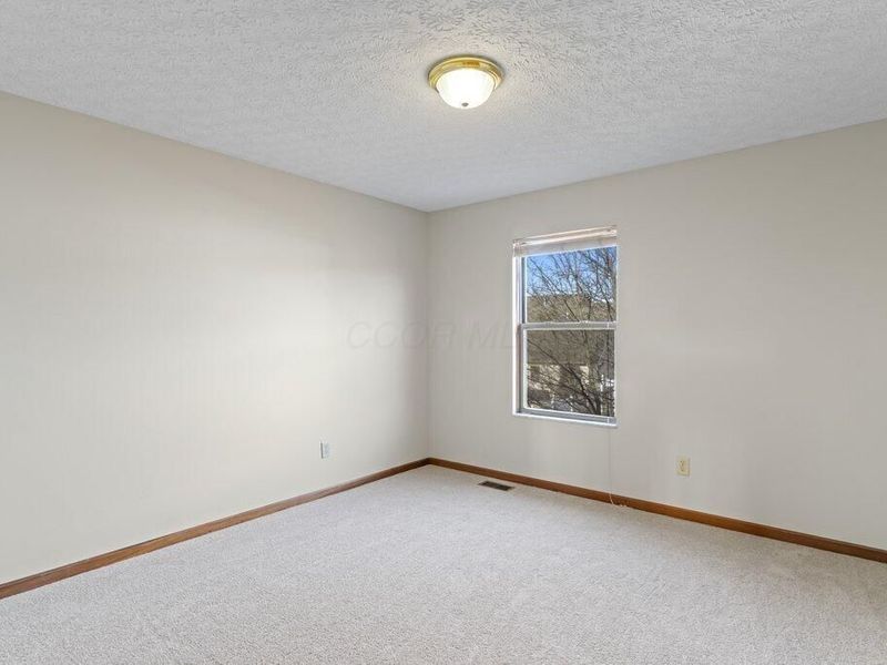 5684 Hillcoat Drive, Hilliard, OH 43026 Photo 34