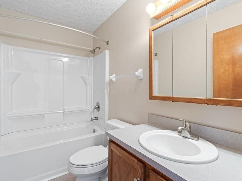 5684 Hillcoat Drive, Hilliard, OH 43026 Photo 36