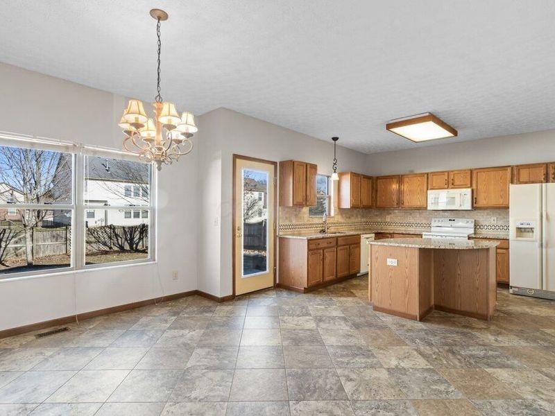 5684 Hillcoat Drive, Hilliard, OH 43026 Photo 5