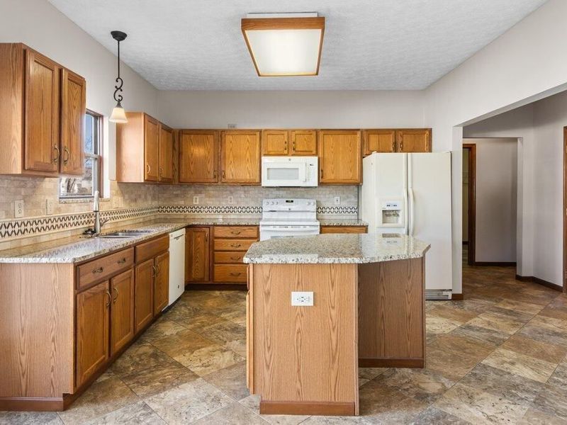 5684 Hillcoat Drive, Hilliard, OH 43026 Photo 7